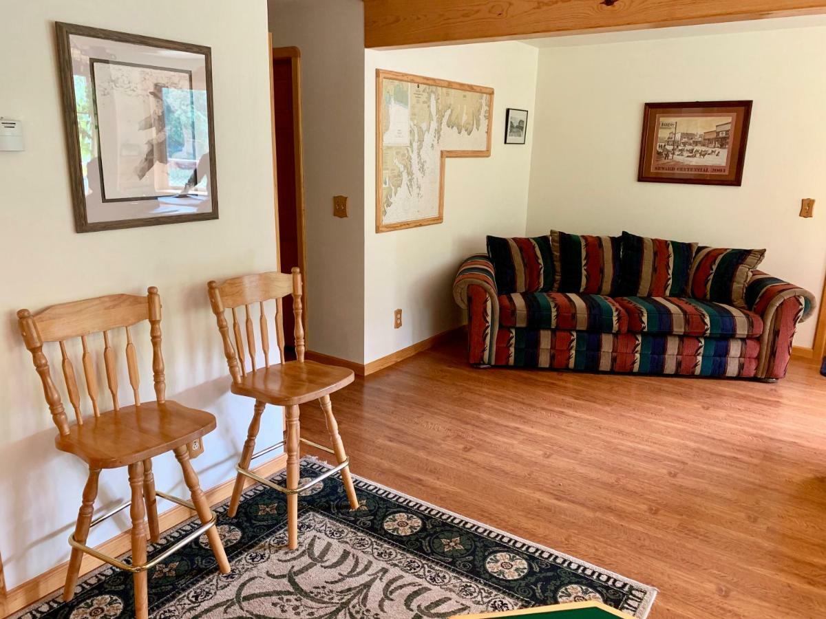 Sourdough Sunrise B&B スワード エクステリア 写真