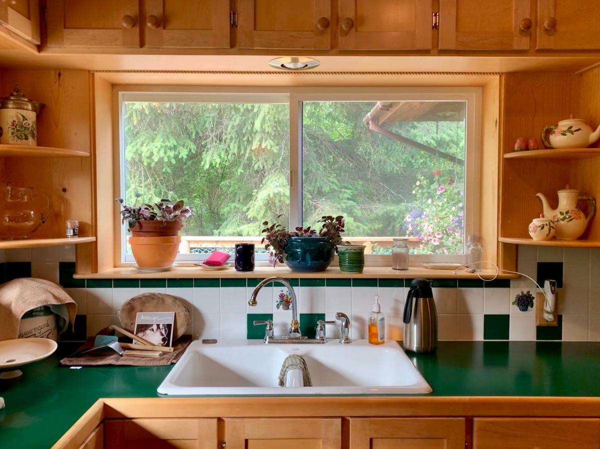 Sourdough Sunrise B&B スワード エクステリア 写真